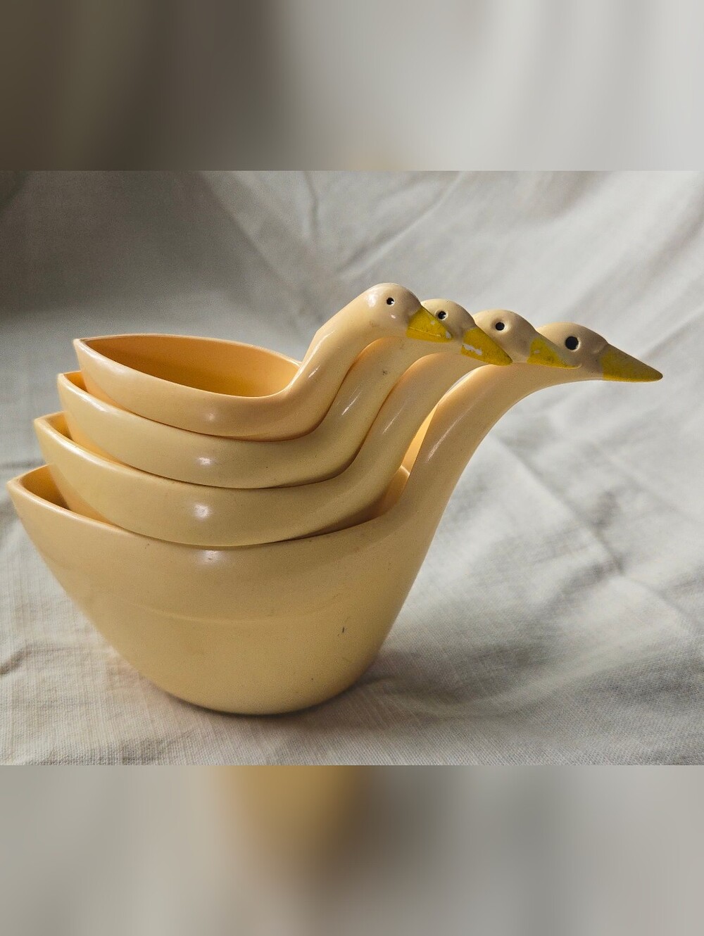 Vintage Stackable Goose Measuring Cups